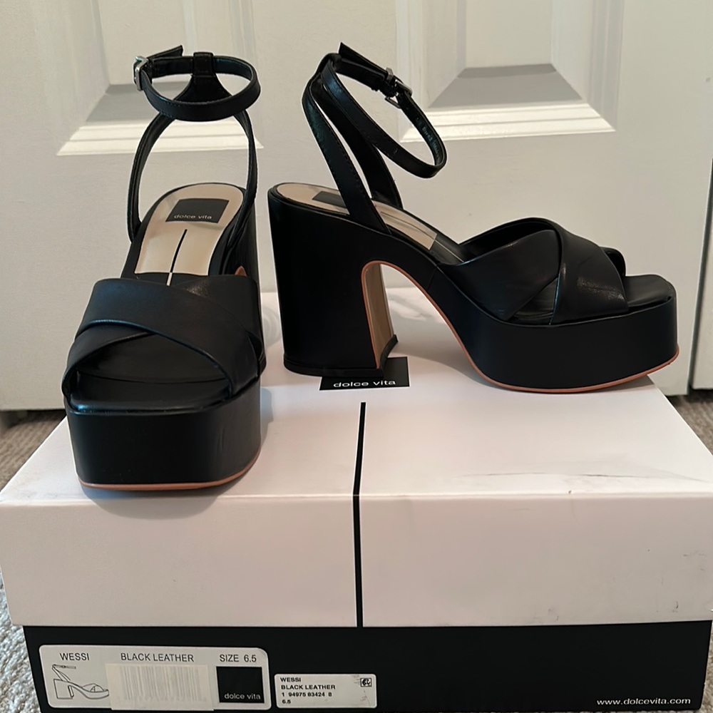 Dolce Vita Wessi Black Leather Platform Sandals